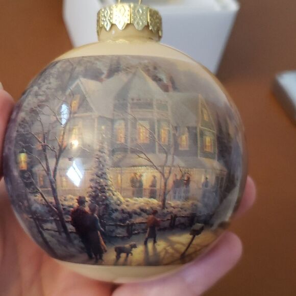 EUC Sears Thomas Kinkade Painter of Light Christmas Ornament Dated 2011 - Picture 11 of 13